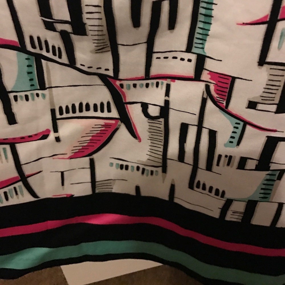 Skirt - Picture 2 of 6